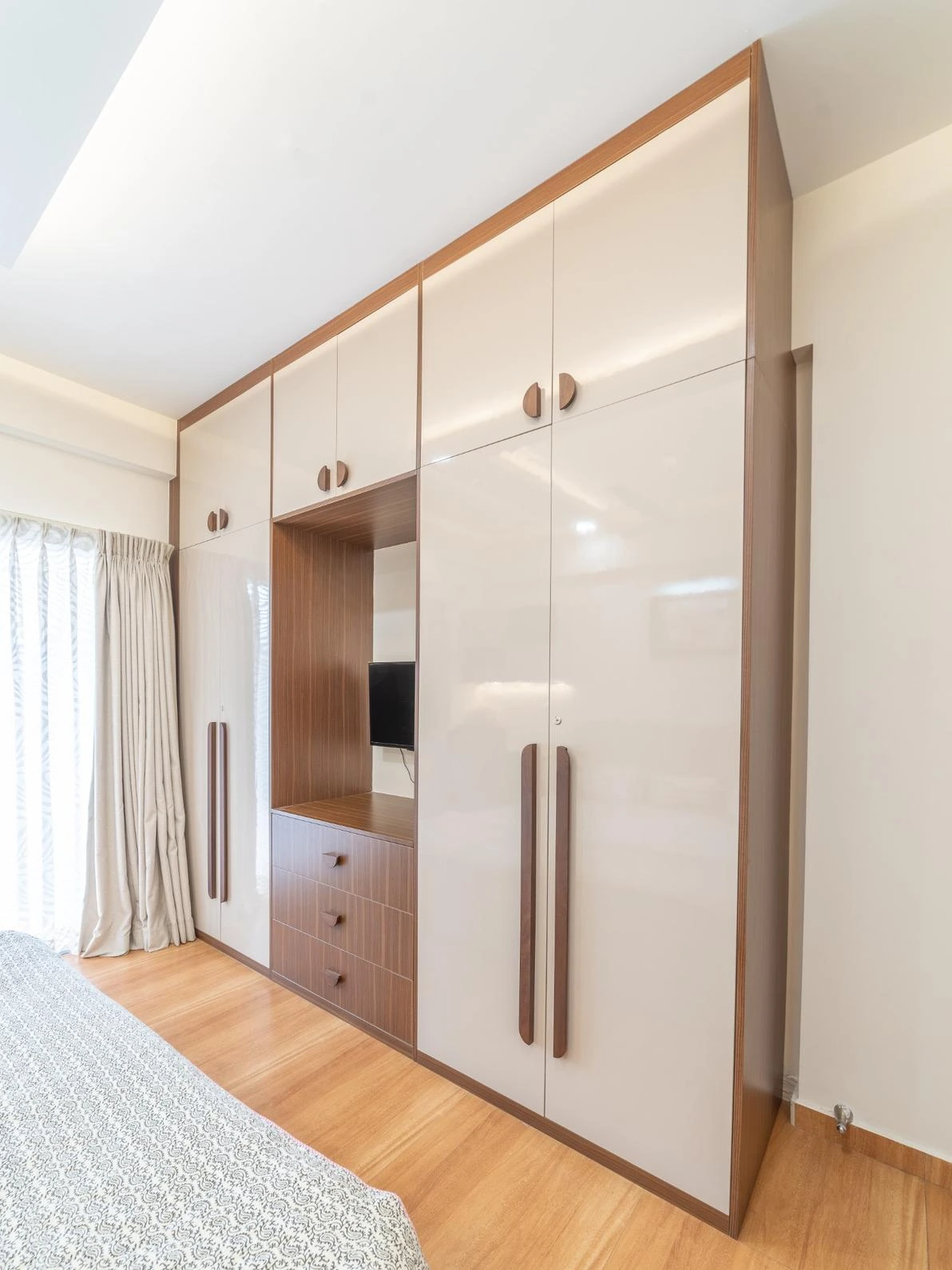 Moducraft Wardrobe Design